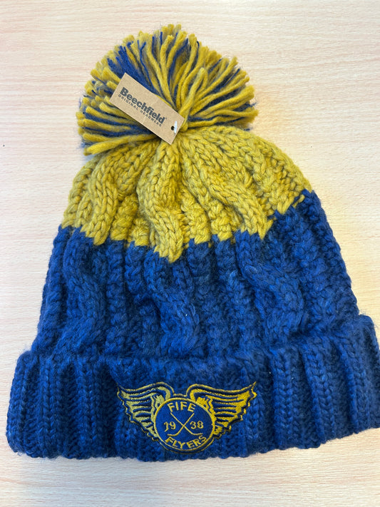 Adult chunky knit bobble hat